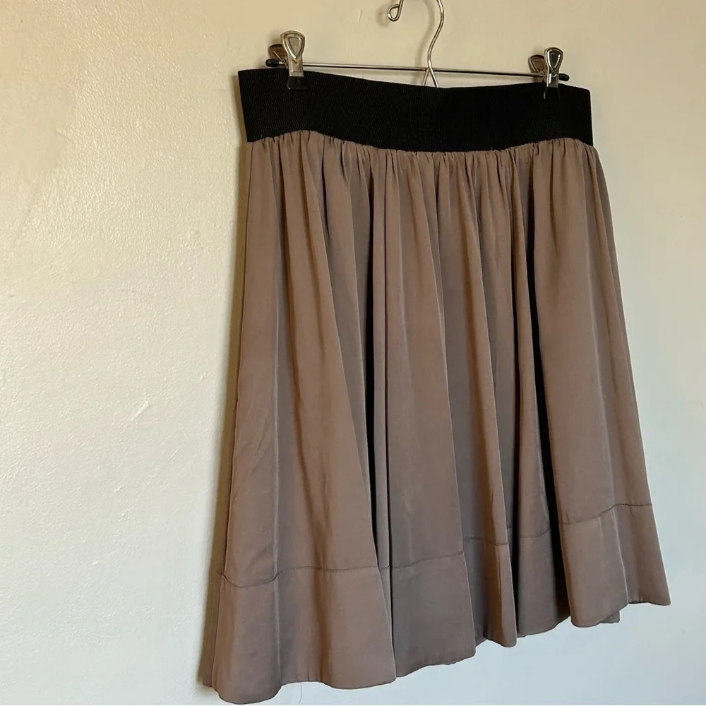 Elegant Brown Women's Skirt